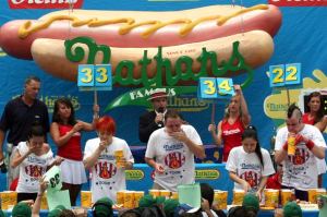 nathans-hot-dog-eating-contest-590